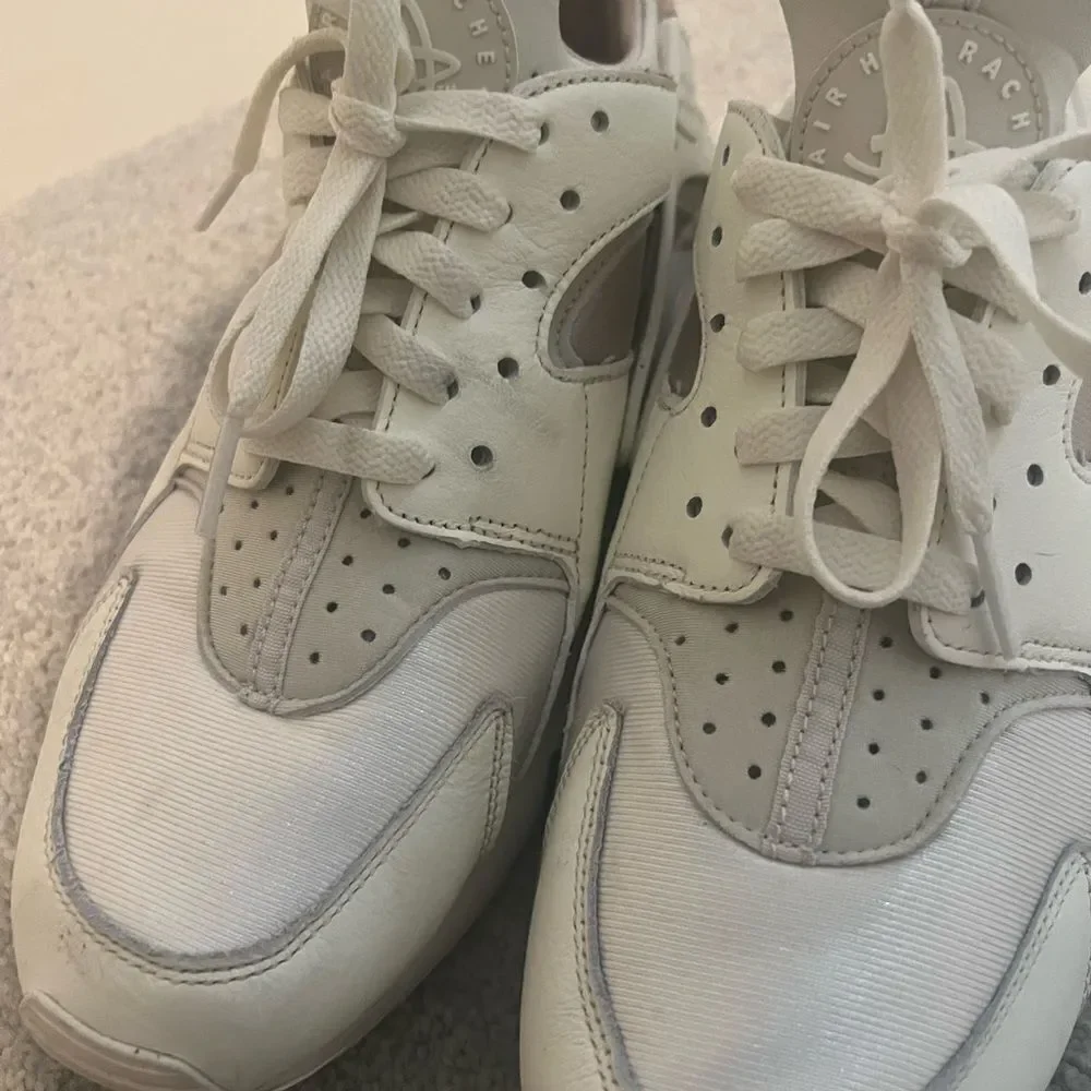Nike Women's Air Huarache Shoes Sneakers Sail/Light Bone DH4439-104 US 10